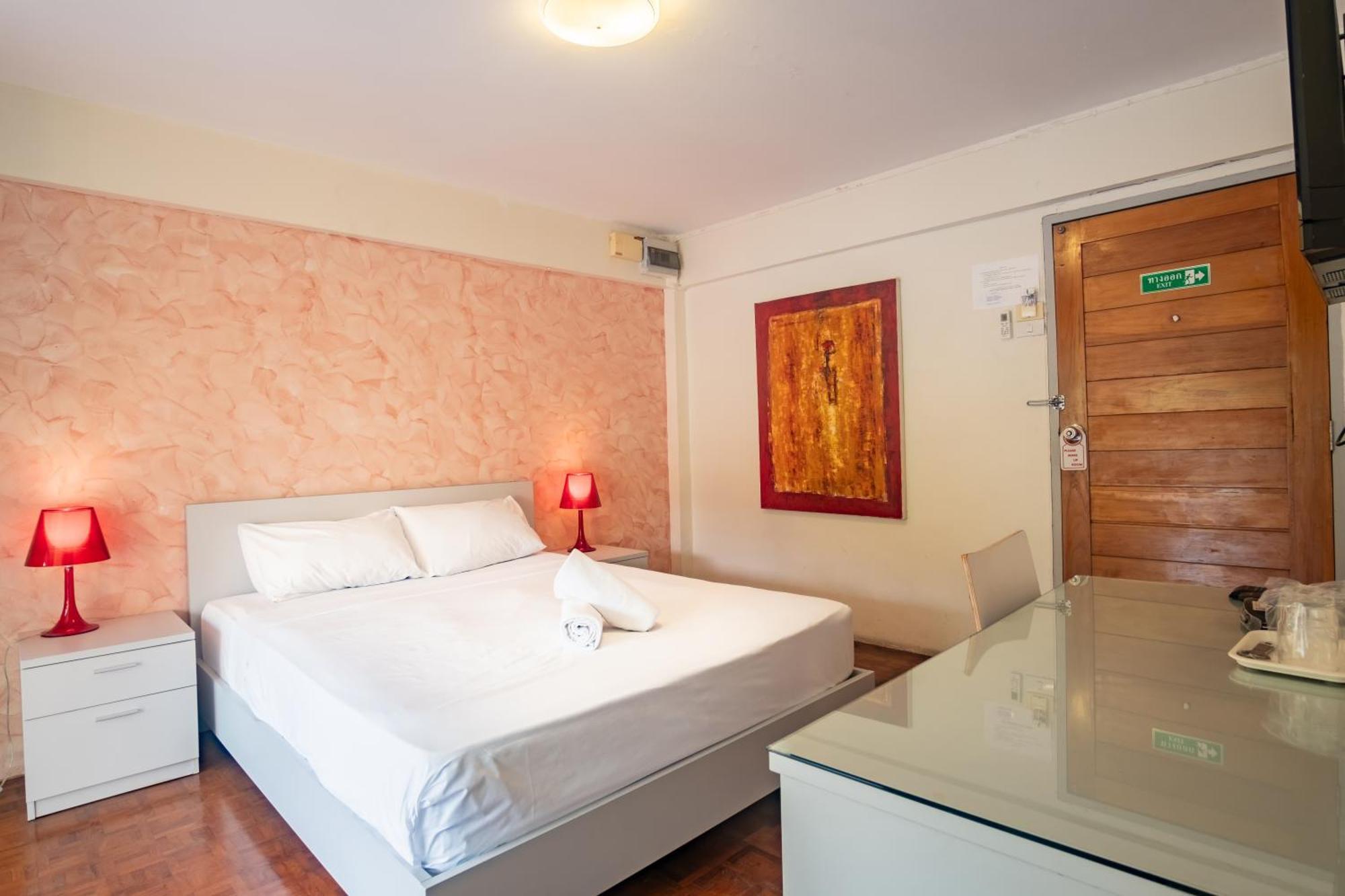 Windy Inn Hotel Pattaya Room photo