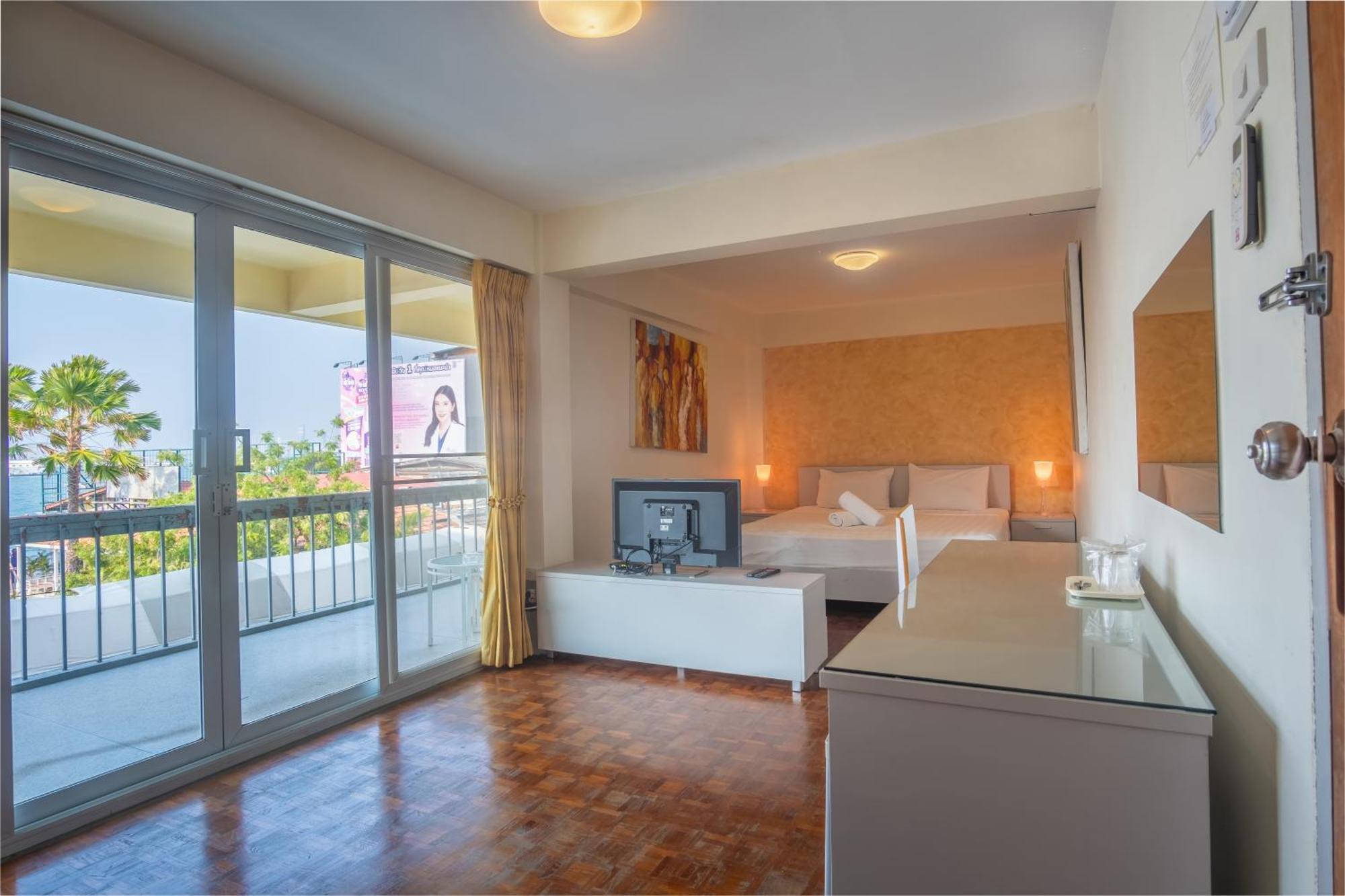 Windy Inn Hotel Pattaya Room photo